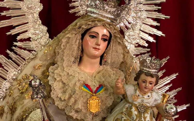 La Virgen de las Nieves de Los Palacios: 25 años de alcaldesa