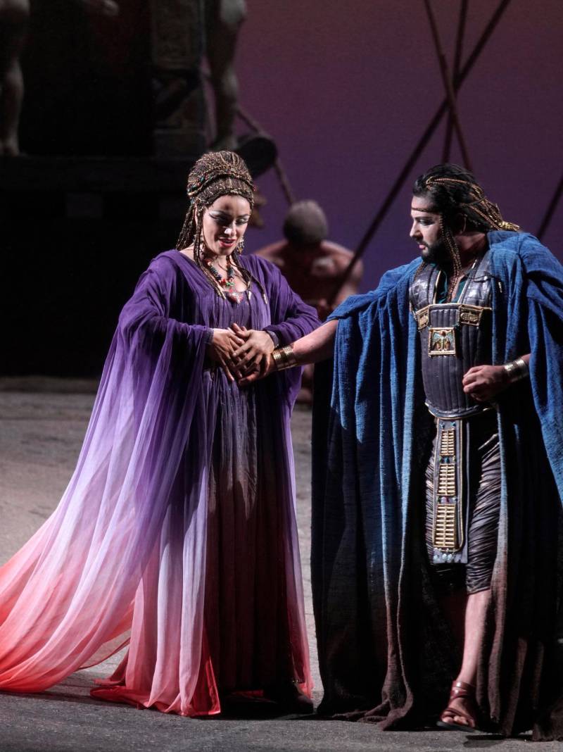 «Aida» o cómo la ópera barniza, con amabilidad, la realidad
