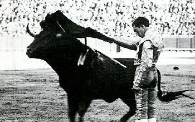 El ‘califa’ cordobés rindió la plaza de la Maestranza la tarde del 20 de abril de 1941 con un toro de Villamarta.