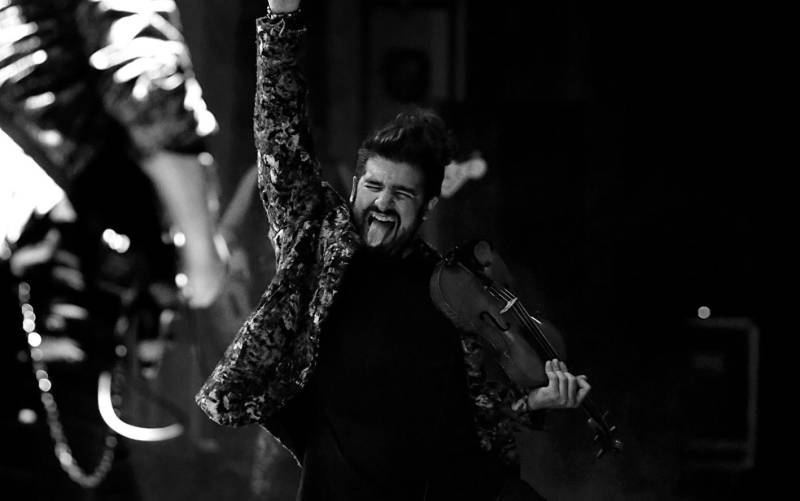 ‘El violinista rebelde’ vuelve a Sevilla: «Habrá juerga y momentos muy emotivos»