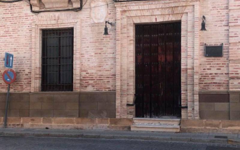 Fomento licita la rehabilitación del Ayuntamiento de Fuentes doce años después