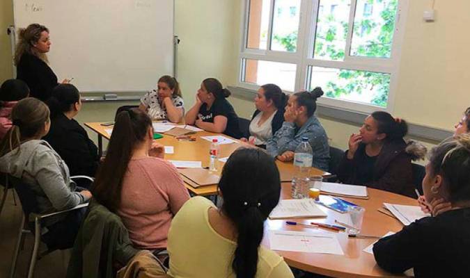 Cuarenta y cinco mujeres loreñas participan en programas del Instituto Romanò para la atención a la mujer rural