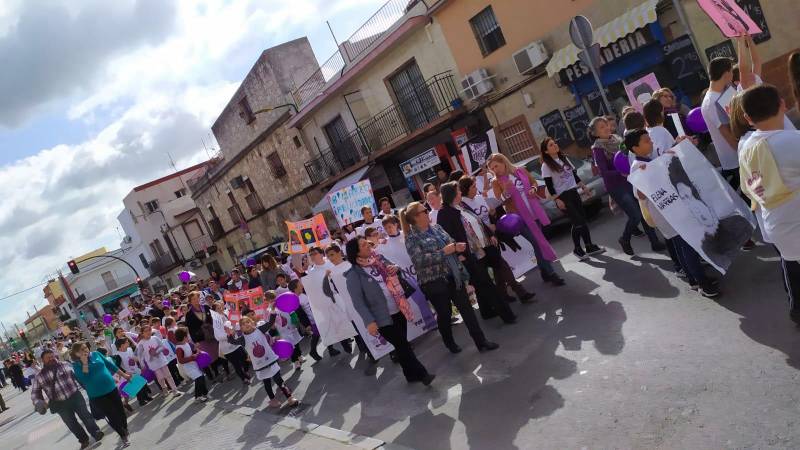 Marchas en Torreblanca y Polígono Sur con motivo del 8M