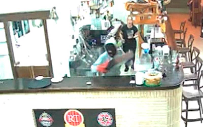 Vídeo | Así fue el robo al restaurante de Coria del Río