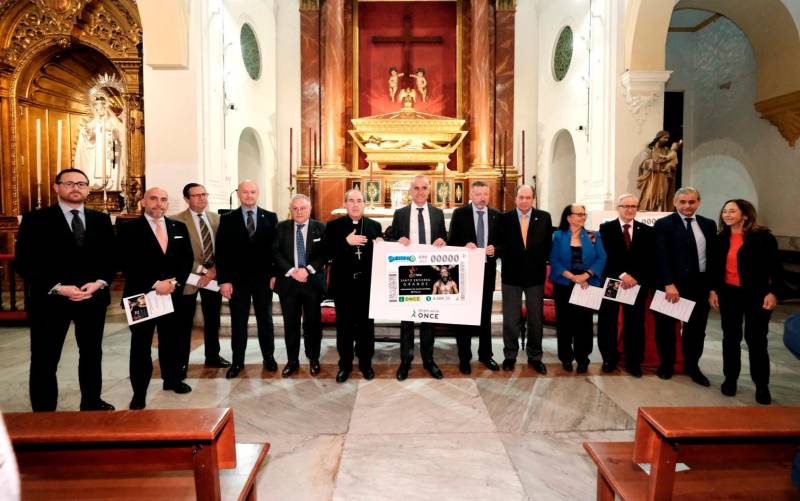 La ONCE presenta el cupón dedicado al Santo Entierro Grande 