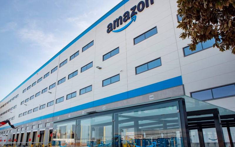 Amazon abre las puertas de su centro logístico de Dos Hermanas