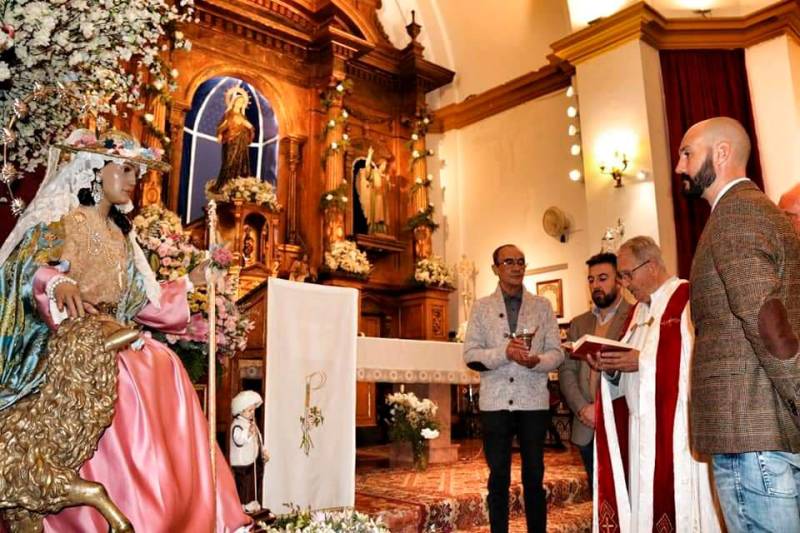 Bendecida una Divina Pastora en Torreblanca 