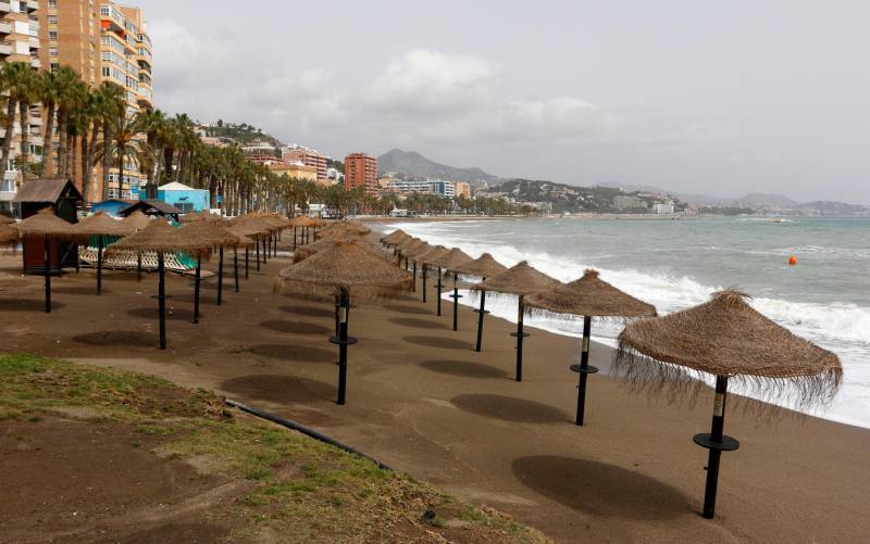 Málaga cierra las playas a partir de esta noche
