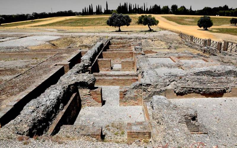 Arranca la intervención arqueológica en las Termas de Itálica