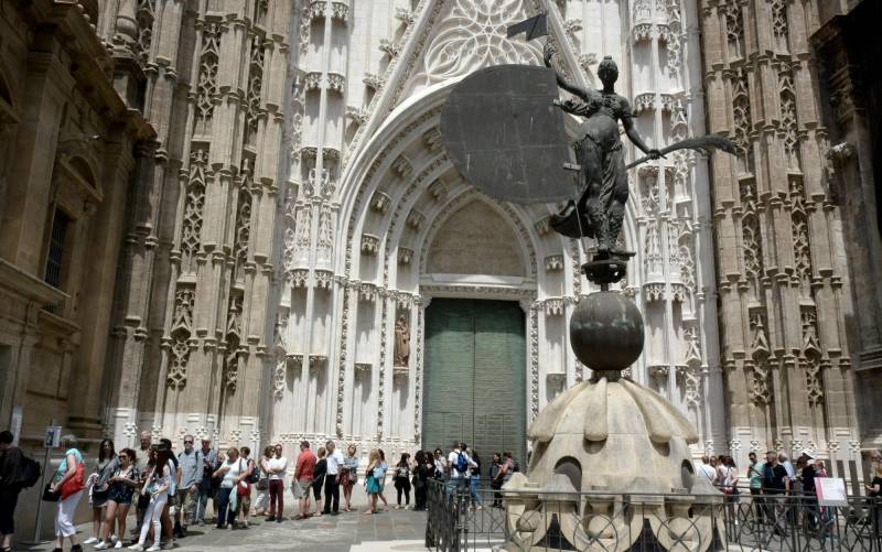 El turismo en Sevilla crece un 6% y supera la barrera del millón y medio de visitantes