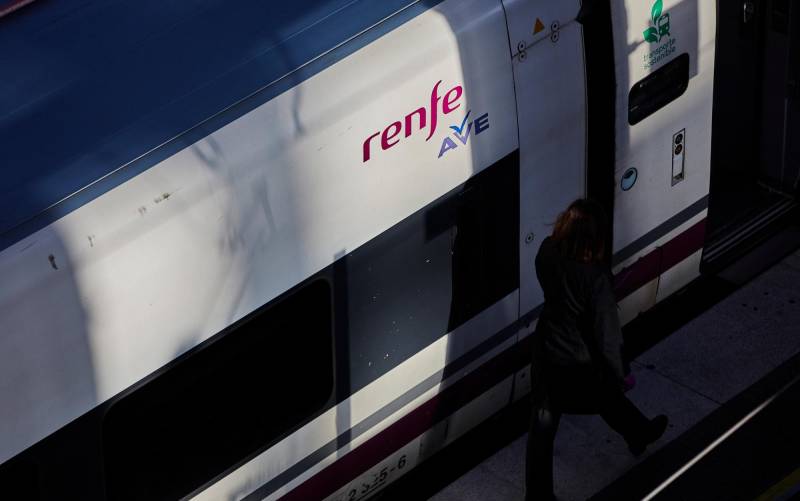Una tormenta retrasa los trenes entre Andalucía y Madrid