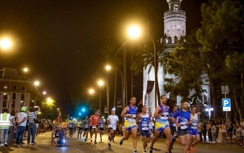 Más de 20.000 corredores en la XXXI Nocturna del Guadalquivir
