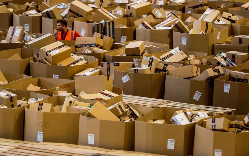 Amazon abrirá estaciones logísticas en Sevilla, Barcelona y Madrid