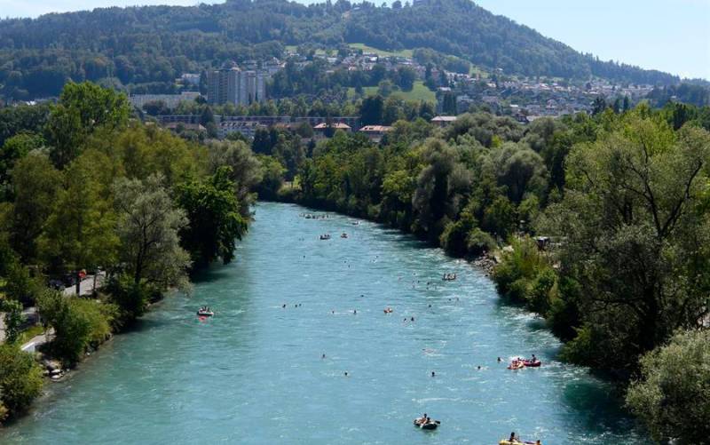 Imagen del río del río Aare, en Berna, Suiza.