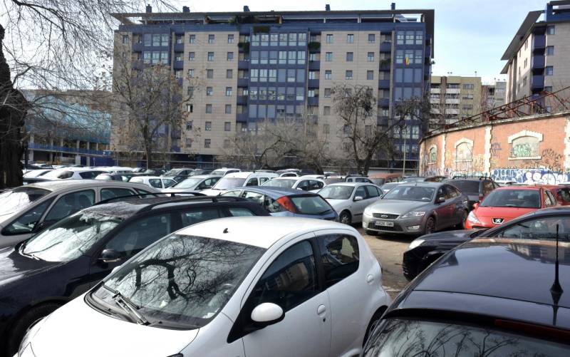 Los sevillanos contarán con más de 2.000 plazas nuevas de aparcamiento