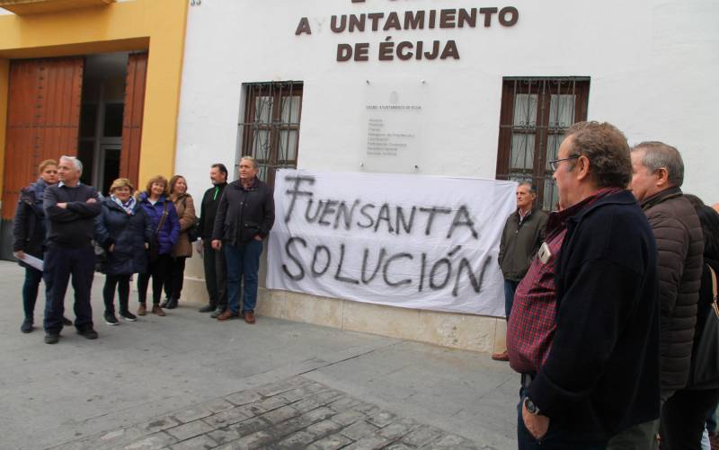 El Gobierno local de Écija defiende su gestión en La Fuensanta