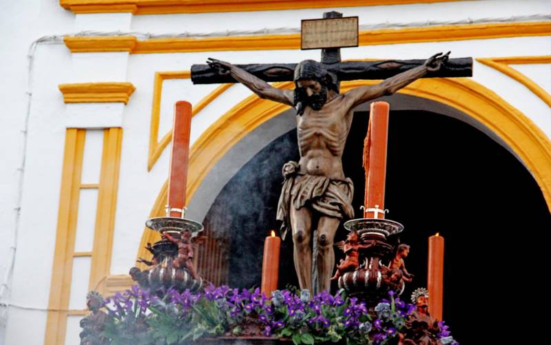 Así procesionaron el Cristo del Amor y la Virgen de Amargura de Alcalá