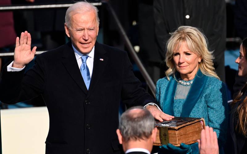 Joe Biden: «Las cosas sí han cambiado, aquí está la primera vicepresidenta de los EEUU»