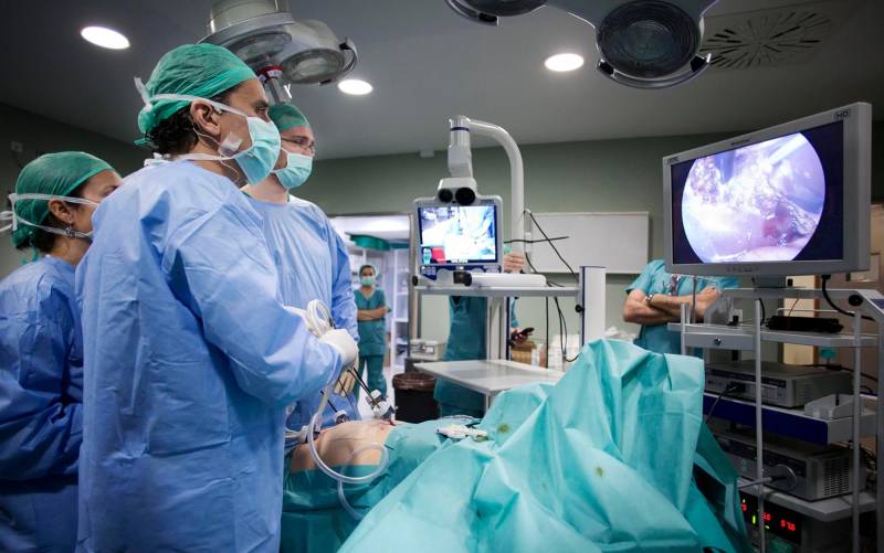 El Virgen del Rocío realiza cerca de 30.000 cirugías en nueve meses
