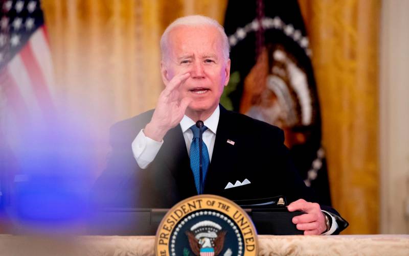 Biden llama «estúpido hijo de puta» a un reportero de la cadena Fox News