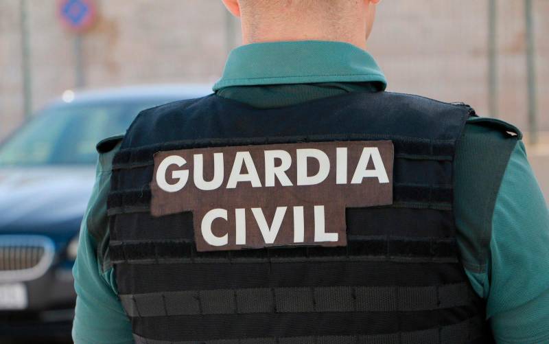 Identifican a los cinco autores de una veintena de robos con fuerza en Carmona