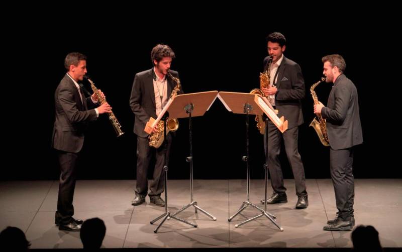 Los cuatro integrantes del grupo de saxofones SQ4.