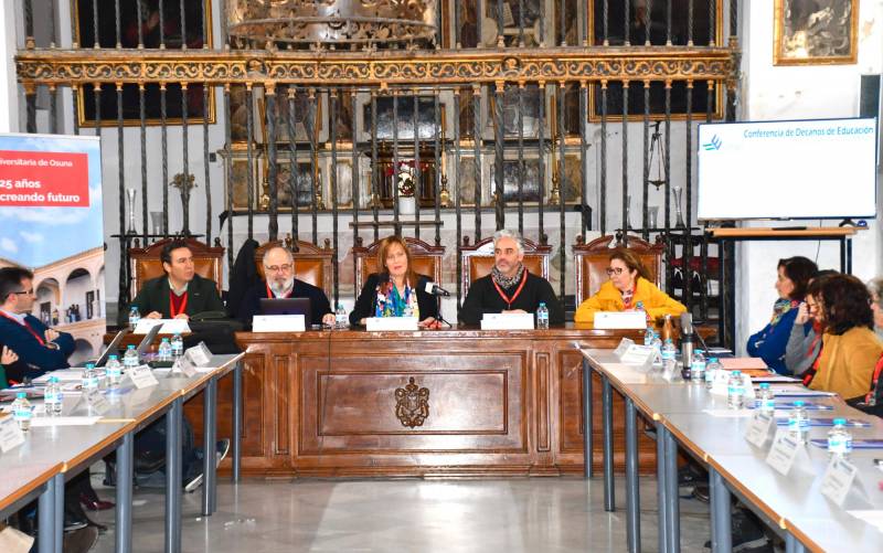 La Escuela Universitaria de Osuna, sede de la conferencia de decanos y directores de las universidades de Andalucía, Ceuta y Melilla 