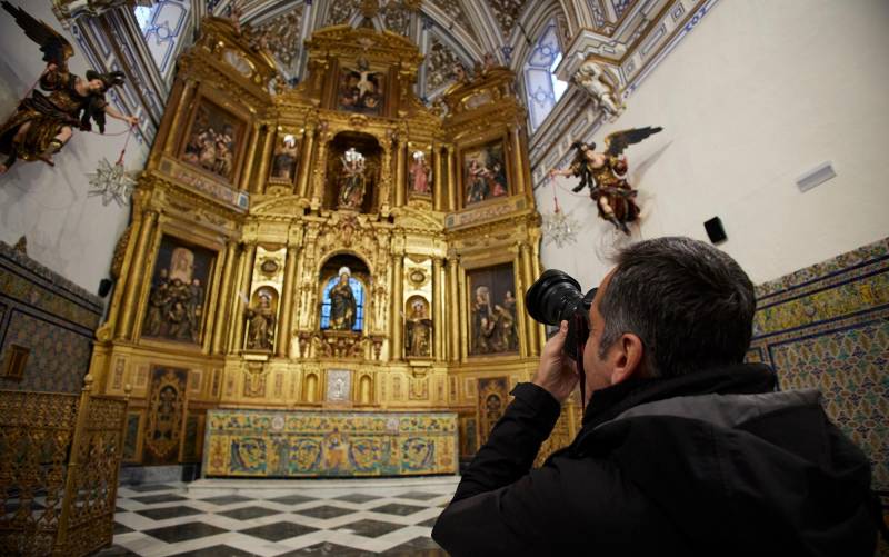 Monseñor José Ángel Saiz inaugura la restauración de Santa Clara