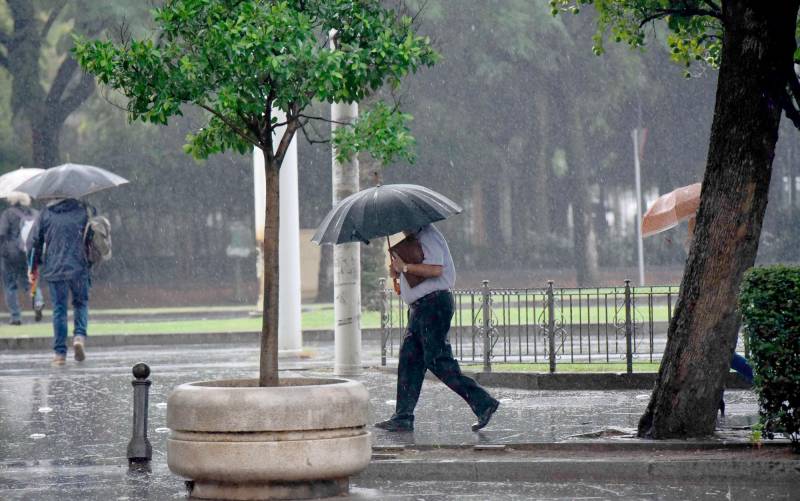 La gota fría pone a Sevilla en aviso amarillo por tormentas y lluvias
