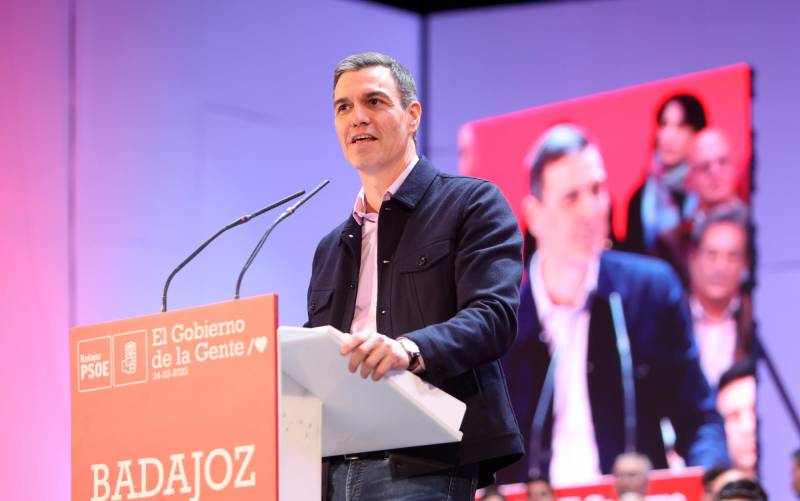 El secretario general del PSOE y presidente del Gobierno, Pedro Sánchez este sábado Badajoz. EFE/ Jero Morales