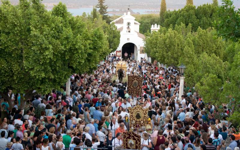 Romería de San Benito en su ermita de Castilblanco de los Arroyos el último domingo de agosto (Foto: Francisco J. Domínguez)