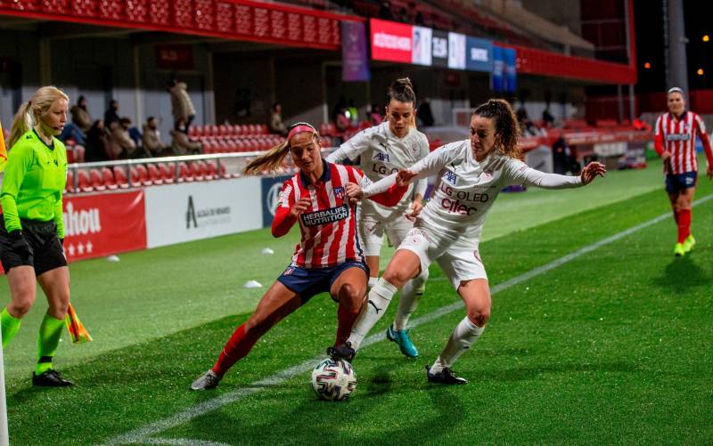 Marta Peiró deja el fútbol a los 24 años debido a una endometriosis