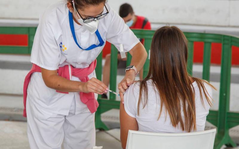 Semana de vacunación para jóvenes andaluces hasta 16 años