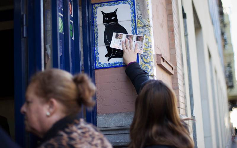Ventajas de vender ‘El Gordo’: El Gato Negro agota sus décimos para 'El Niño'
