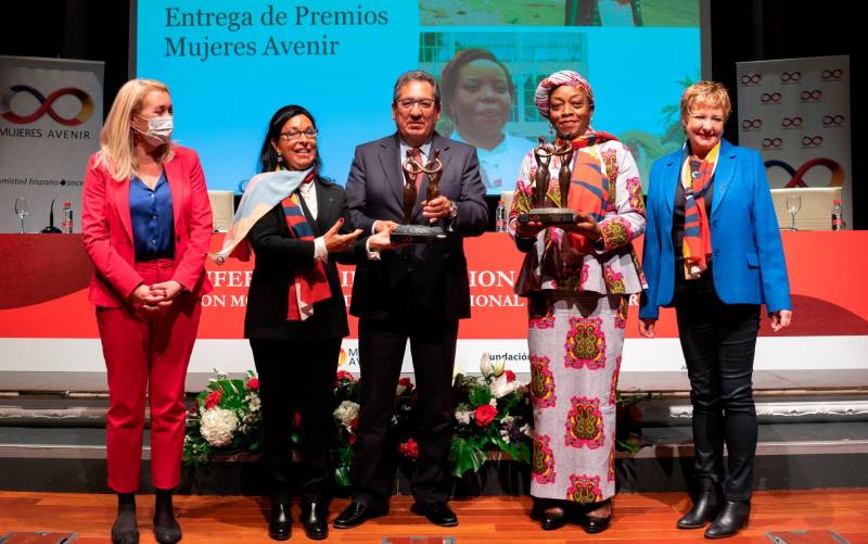 «I Conferencia Internacional en Sevilla con motivo del Día de Internacional de la Mujer» en la Fundación Cajasol