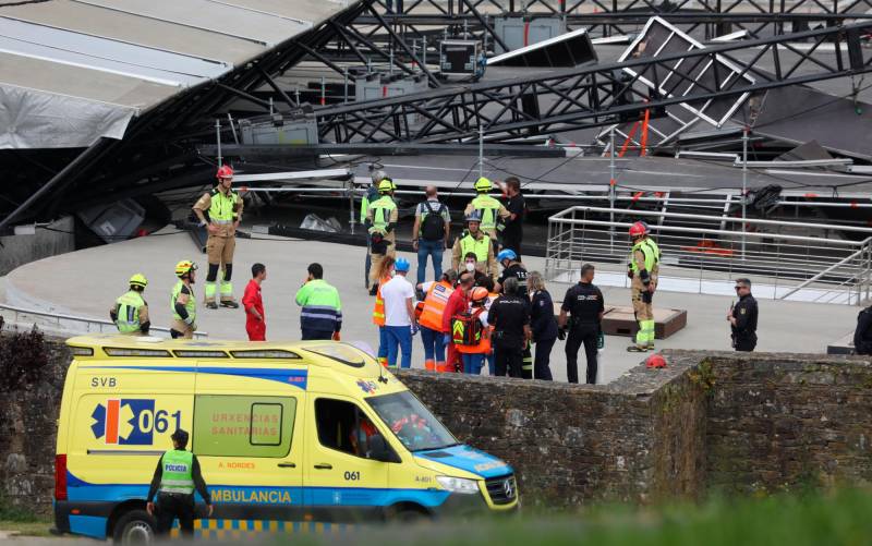 Dos heridos graves tras caer un escenario en Santiago de Compostela
