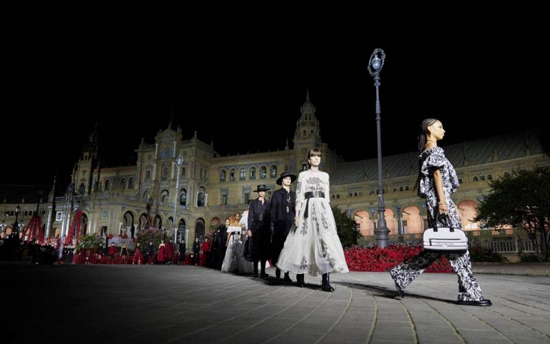 Sevilla se viste de Dior