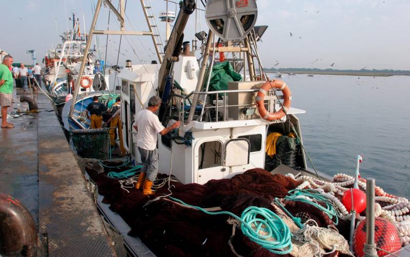 El sector pesquero anuncia paros y concentraciones