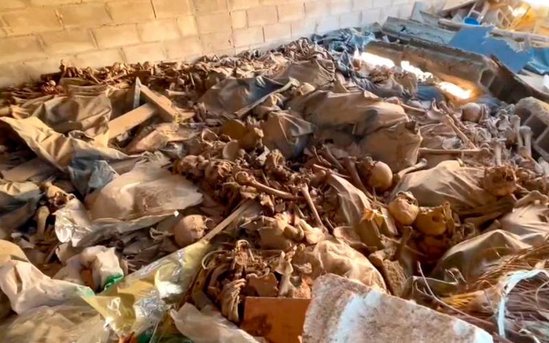Polémica por cientos de huesos humanos encontrados en una escombrera del cementerio