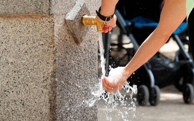 Detectan microplásticos en el agua potable de varias ciudades españolas