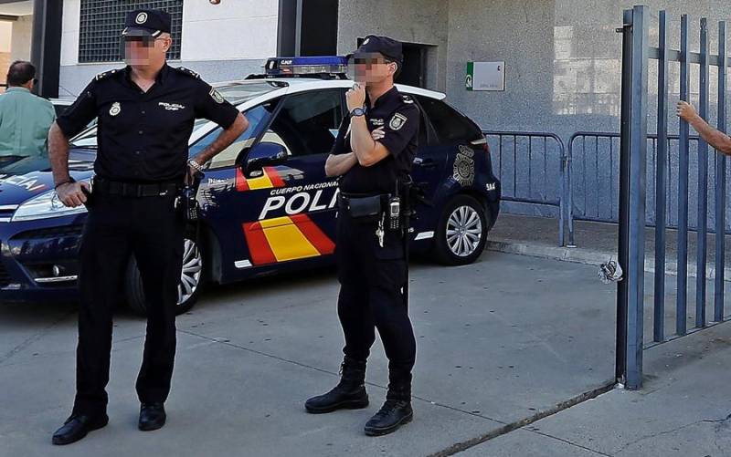 Tres detenidos por robar mediante 'escalos' en Sevilla y Dos Hermanas