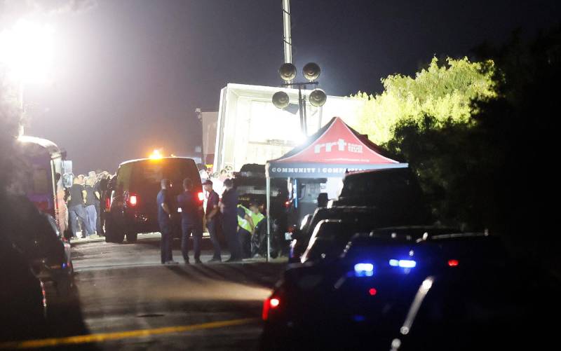 46 muertos y 16 heridos en un camión de inmigrantes hallado en Texas
