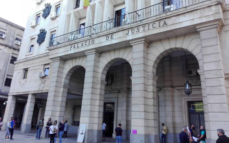 Detenida en Sevilla la madre que secuestró a sus hijos para no ser vacunados