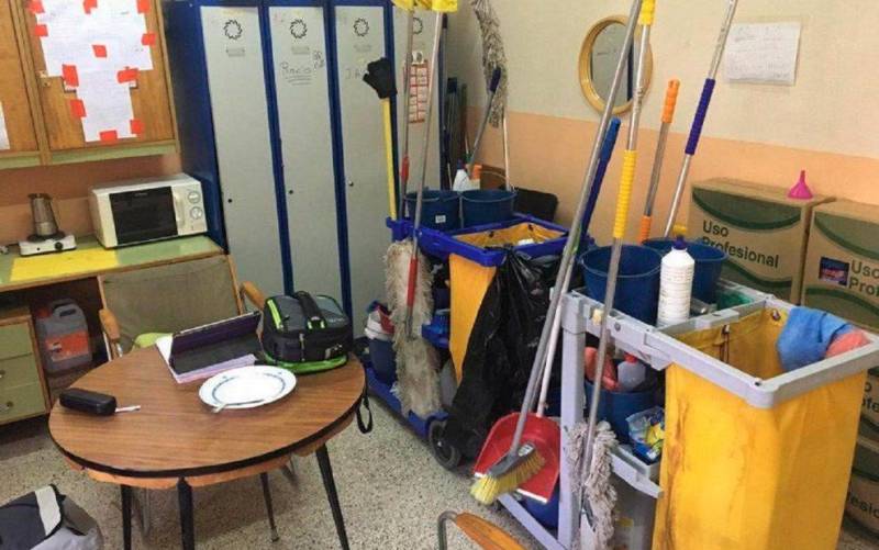 Piden inspecciones en varios colegios de Sevilla por incumplimientos en salud laboral