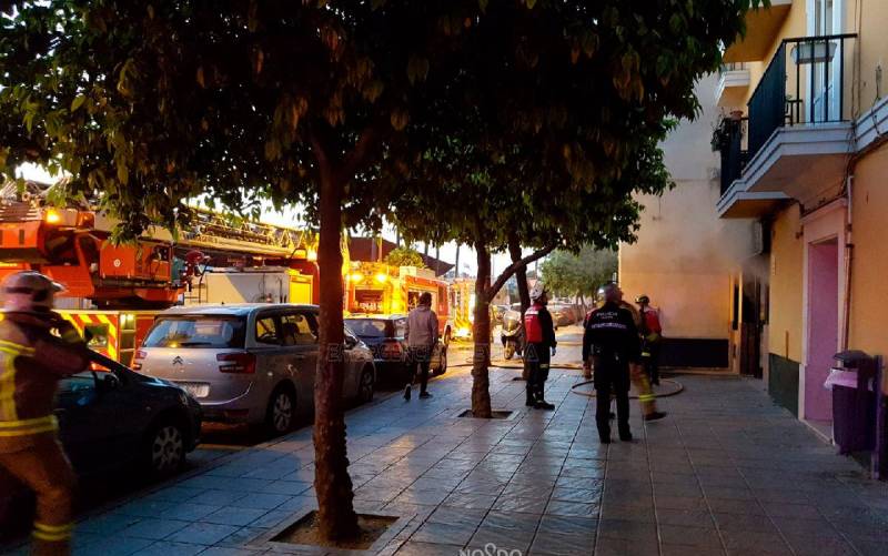 Incendio en un bar de la calle Betis sin personas afectadas
