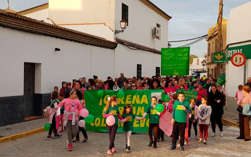 Una manifestación reclama en Gerena una educación pública de calidad