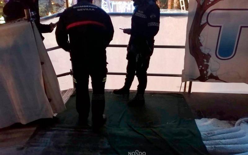 Precintado el tobogán de hielo del Prado tras resultar herido un niño