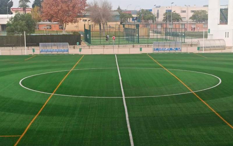 Finaliza la reforma del campo de fútbol de Aznalcázar