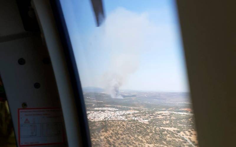 Declarado un incendio forestal en El Ronquillo