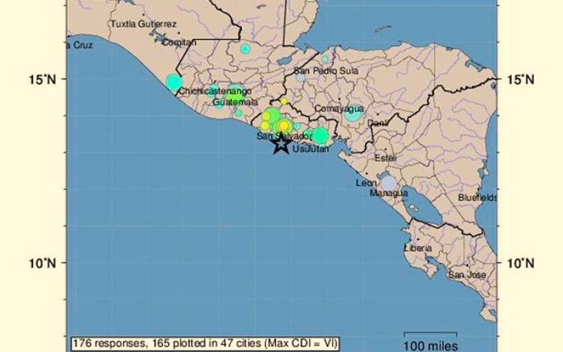 Mapa geológico de la localización del terremoto que sacudió de madrugada este jueves El Salvador. / EFE